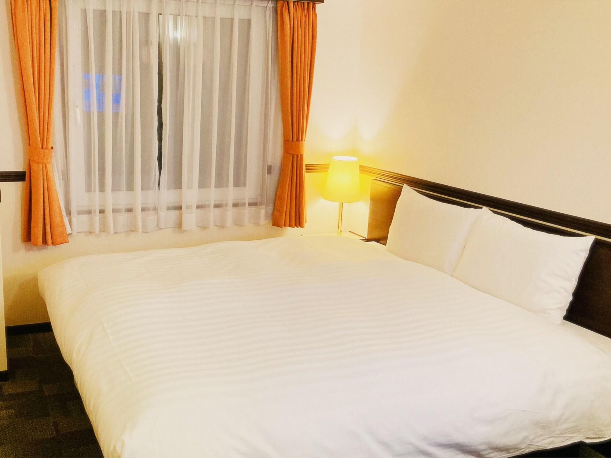 Toyoko Inn Shin-Osaka-Eki Higashi-Guchi Екстер'єр фото