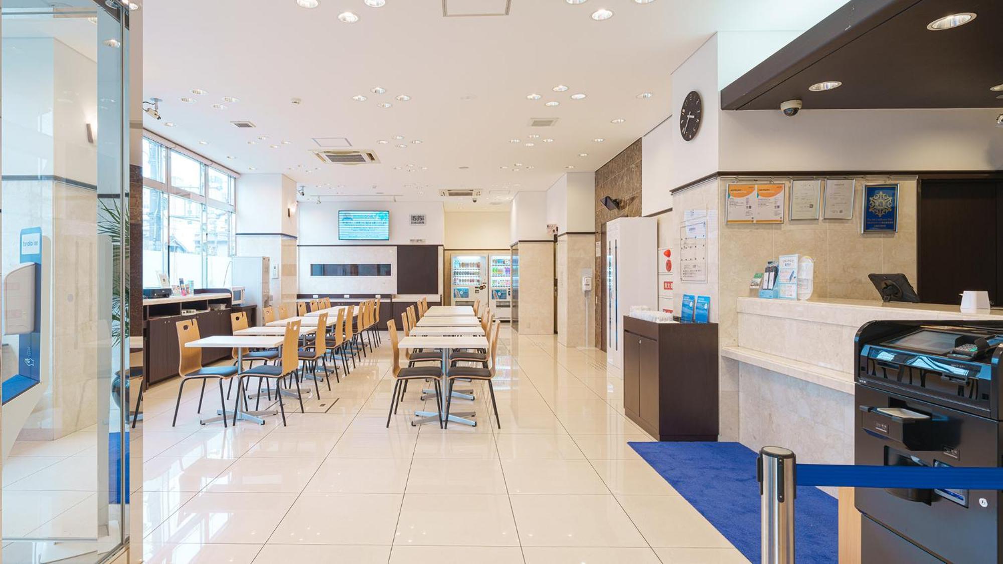 Toyoko Inn Shin-Osaka-Eki Higashi-Guchi Екстер'єр фото