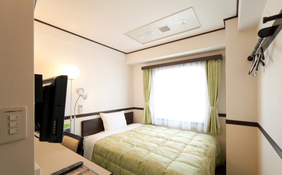 Toyoko Inn Shin-Osaka-Eki Higashi-Guchi Екстер'єр фото